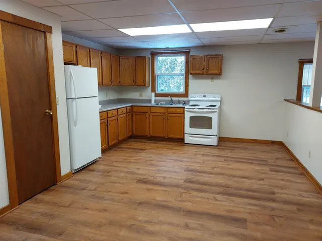 $1,500 | 68 Bush Street, Unit A, Marlborough, NH 03455