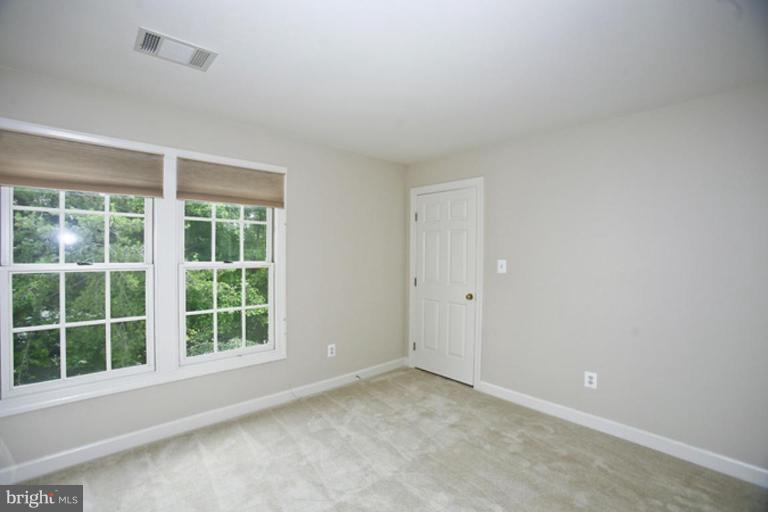 2079 Madrillon Road Vienna, VA 22182 - Photo 10 of 18 Bedroom #2