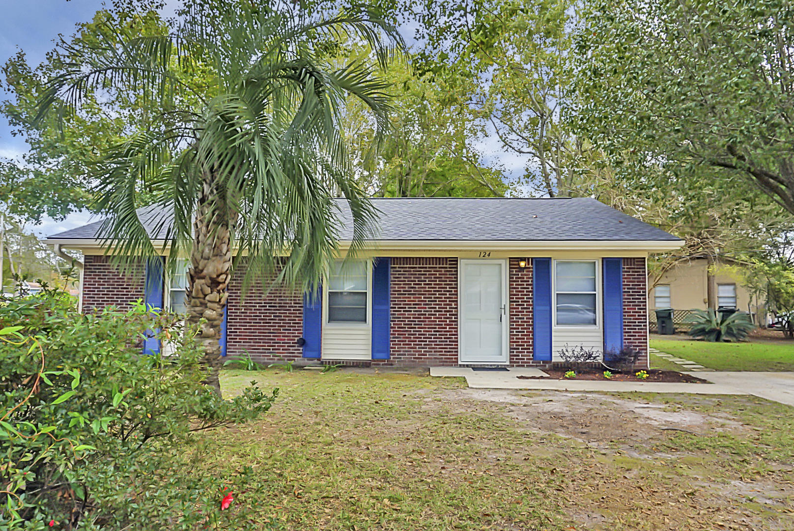 124 Summit Avenue Goose Creek, SC 29445 - Photo 1 of 21 DSC06634