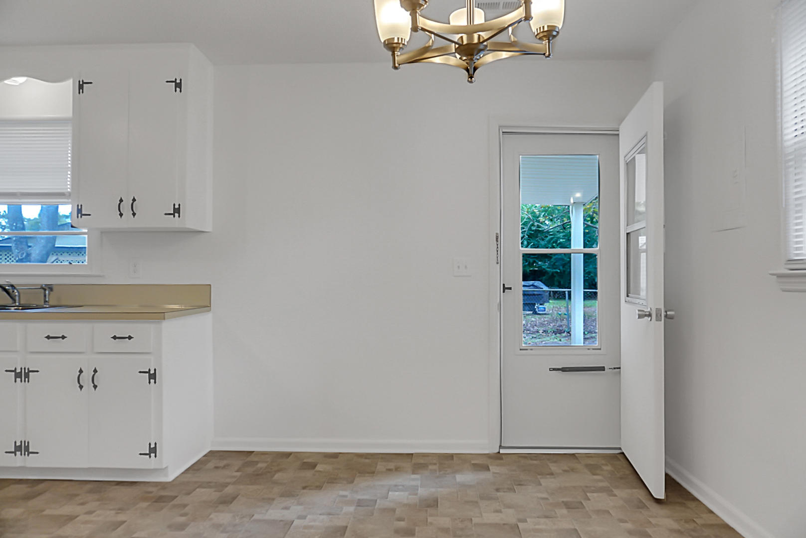 124 Summit Avenue Goose Creek, SC 29445 - Photo 14 of 21 DSC06699