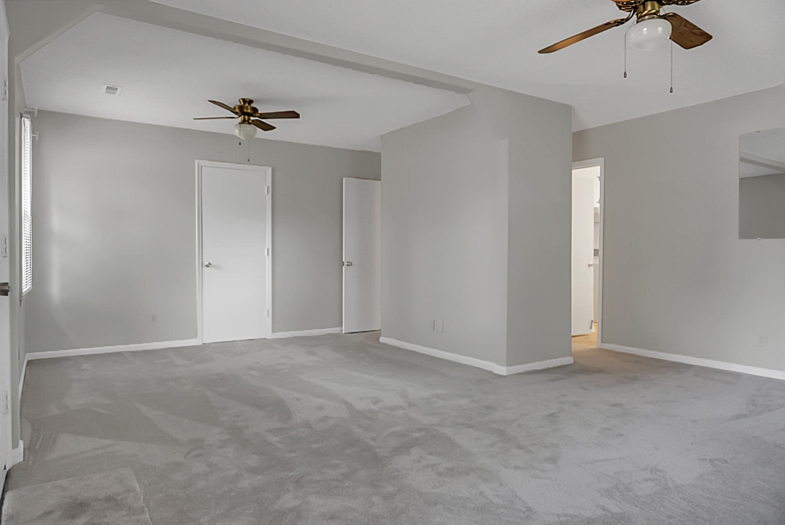 124 Summit Avenue Goose Creek, SC 29445 - Photo 9 of 21 DSC06648