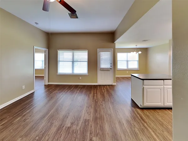 $1,885 | 3926 Cold Bluff Lane, Richmond, TX 77469