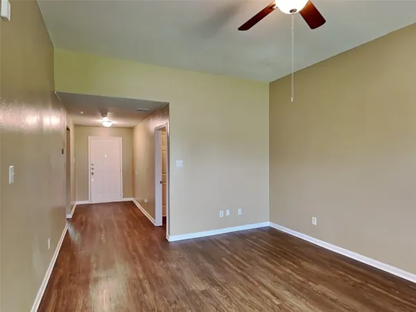 $1,885 | 3926 Cold Bluff Lane, Richmond, TX 77469