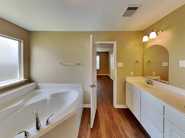 $1,885 | 3926 Cold Bluff Lane, Richmond, TX 77469