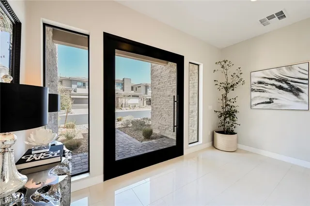 $15,000 | 19 Garden Rain Drive, Las Vegas, NV 89135