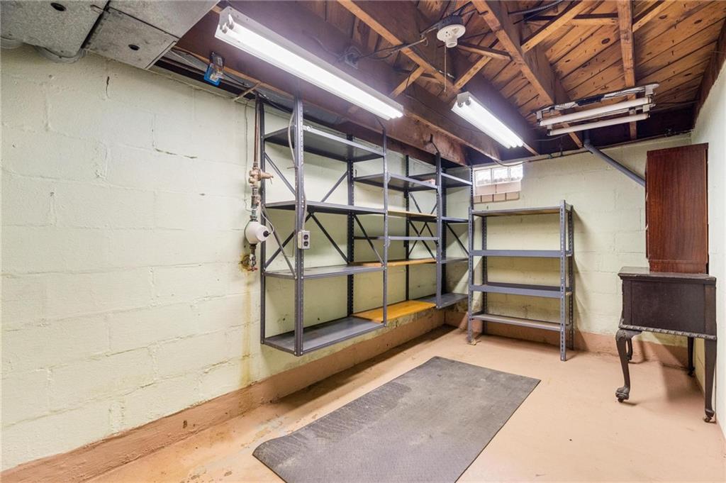 417 Holt Road Aliquippa, PA 15001 - Photo 18 of 25 Gallery Image 18