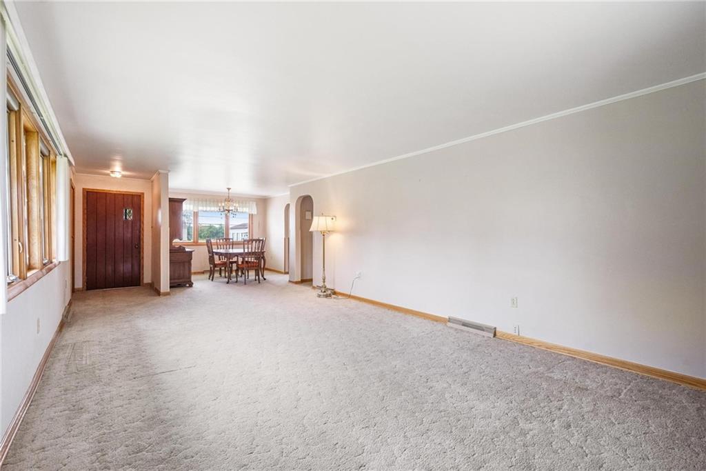 417 Holt Road Aliquippa, PA 15001 - Photo 7 of 25 Gallery Image 7