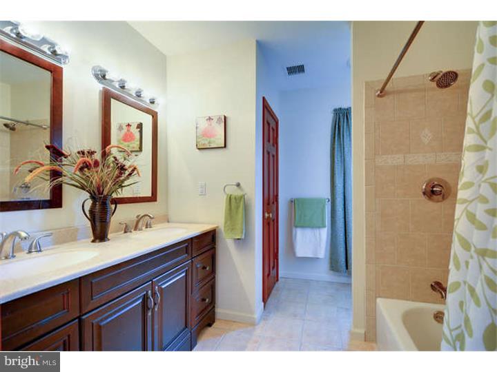1225 Kulp Road Pottstown, PA 19465 - Photo 15 of 25 Bathroom