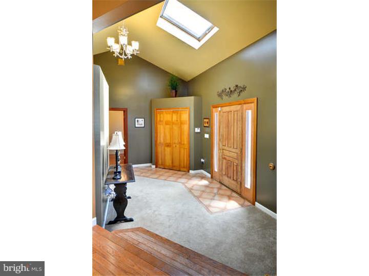 1225 Kulp Road Pottstown, PA 19465 - Photo 3 of 25 Foyer
