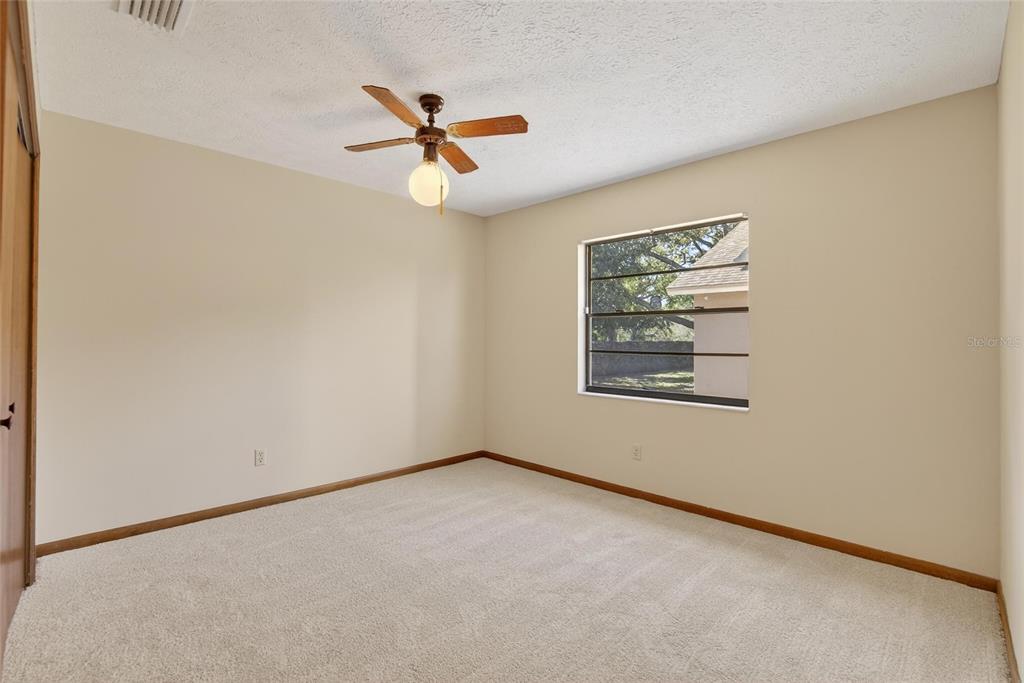 4207 Spring Way Circle Valrico, FL 33596 - Photo 29 of 33