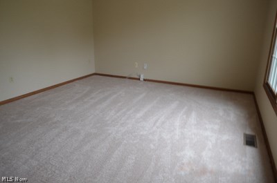 820 Bridge Road Akron, OH 44312 - Photo 4 of 10 Gallery Image 4
