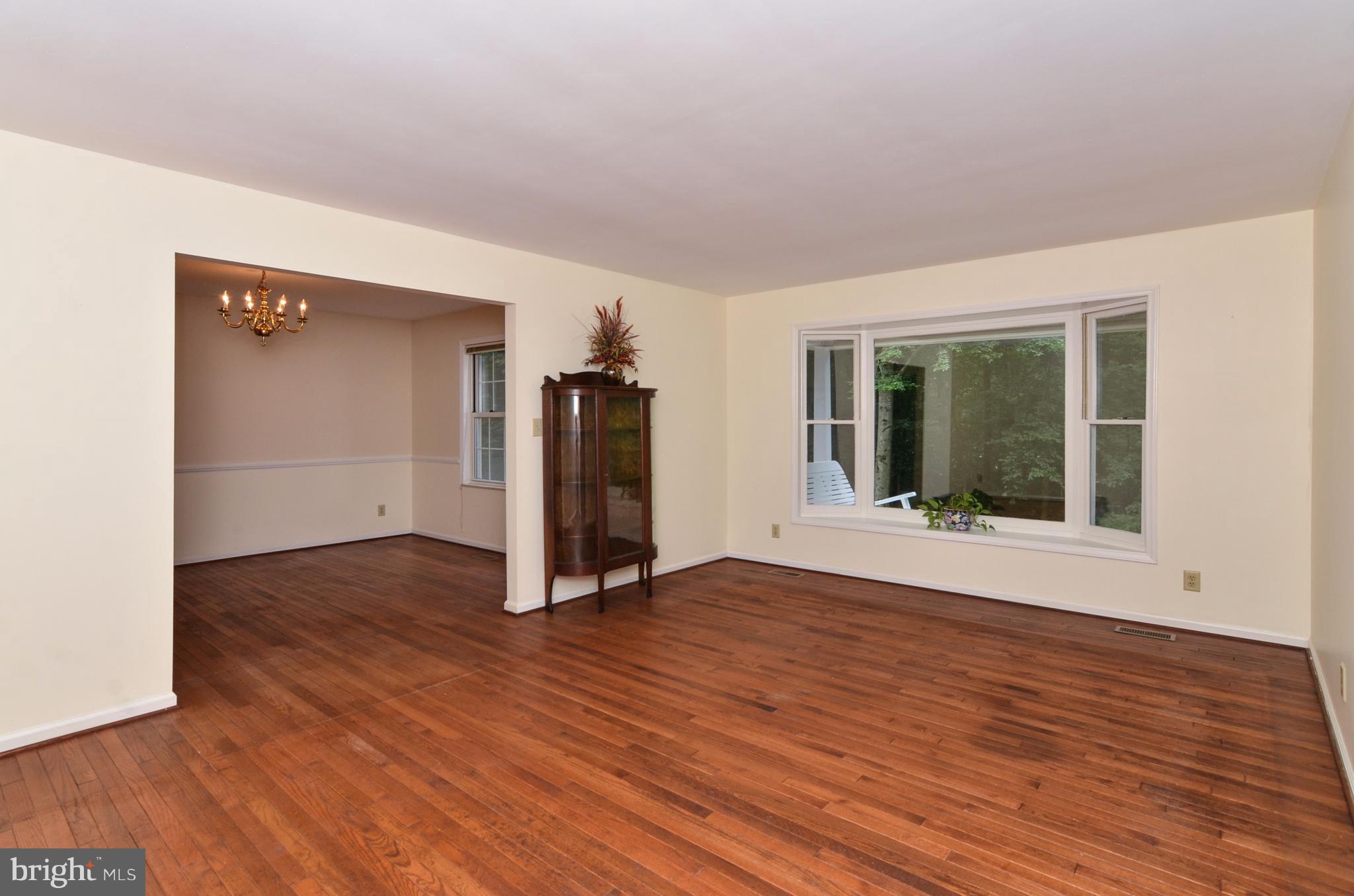 8488 Fletchers Chapel Road King George, VA 22485 - Photo 5 of 30 Living Room