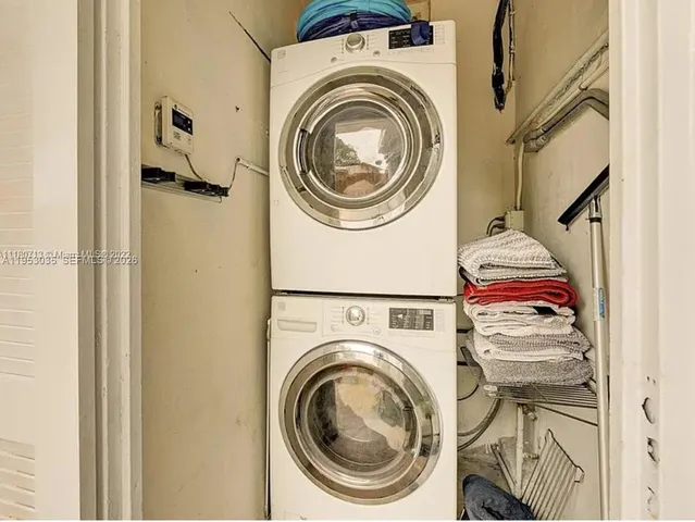 $590,000 | 801 East 16th Place, Hialeah, FL 33010