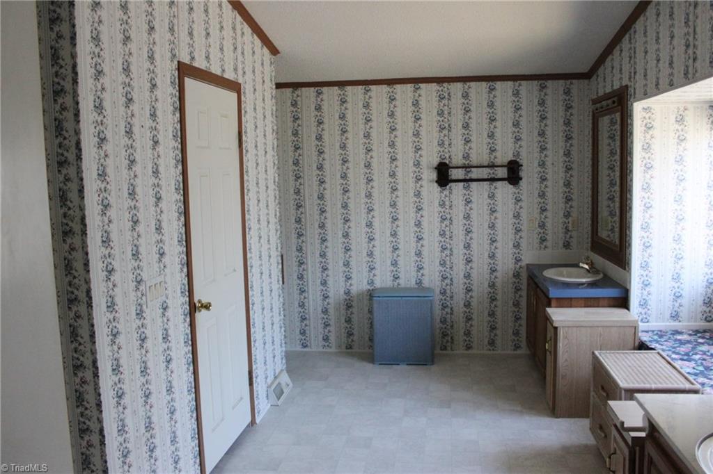 165 Muddy Flats Road State Road, NC 28676 - Photo 7 of 15 Gallery Image 7