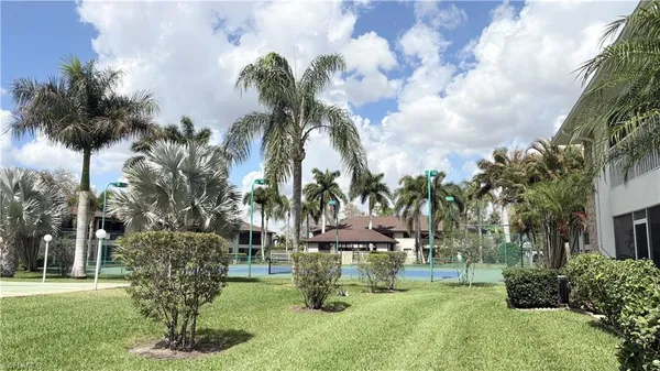 $1,800 | 59 Camelot Gardens Boulevard, Unit 110, Lehigh Acres, FL 33936