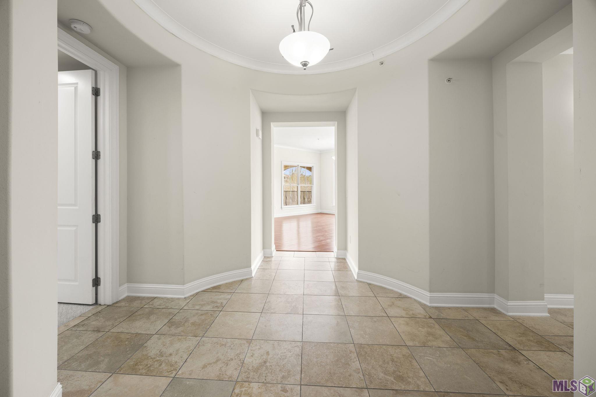998 Stanford Avenue, Unit 303 Baton Rouge, LA 70808 - Photo 4 of 41