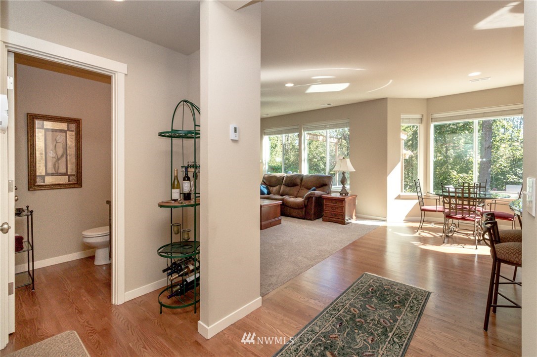 266 Elma Court Northeast Renton, WA 98059 - Photo 11 of 25 Gallery Image 11