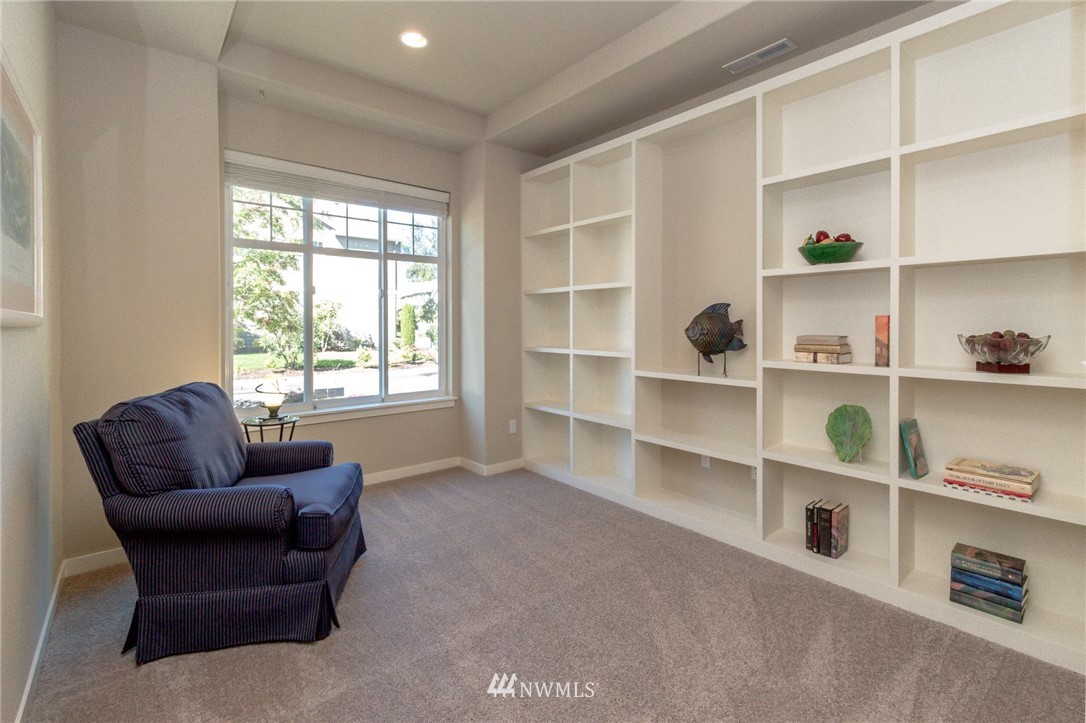 266 Elma Court Northeast Renton, WA 98059 - Photo 13 of 25 Gallery Image 13