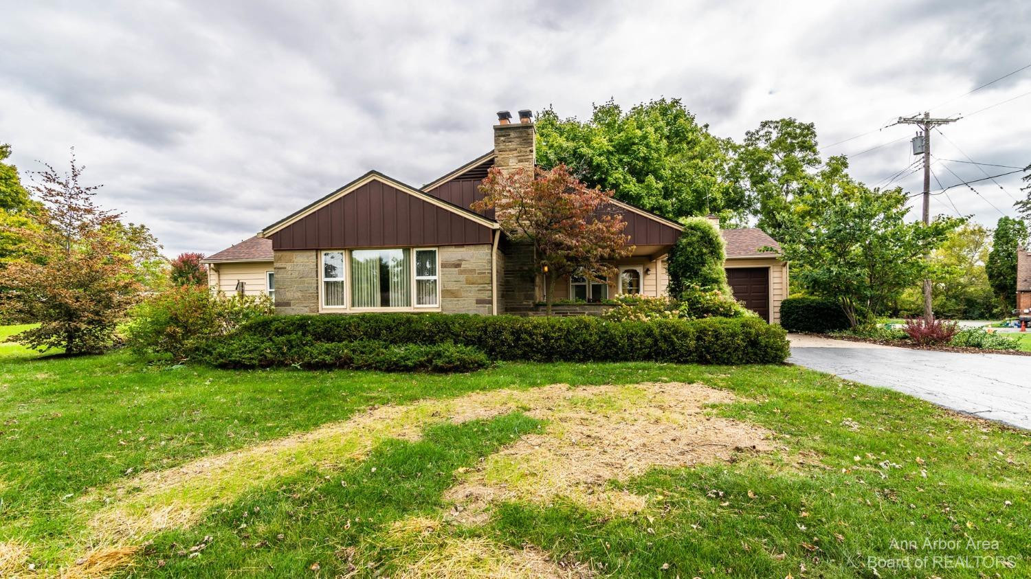 4461 South Wagner Road Ann Arbor, MI 48103 - Photo 2 of 34 Photo 2