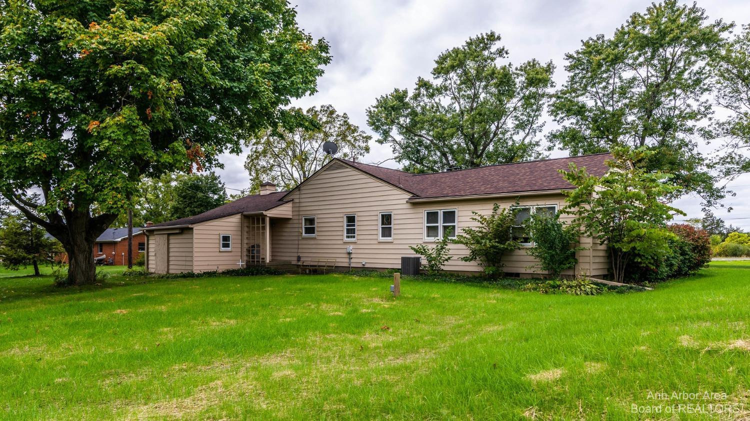 4461 South Wagner Road Ann Arbor, MI 48103 - Photo 3 of 34 Photo 3