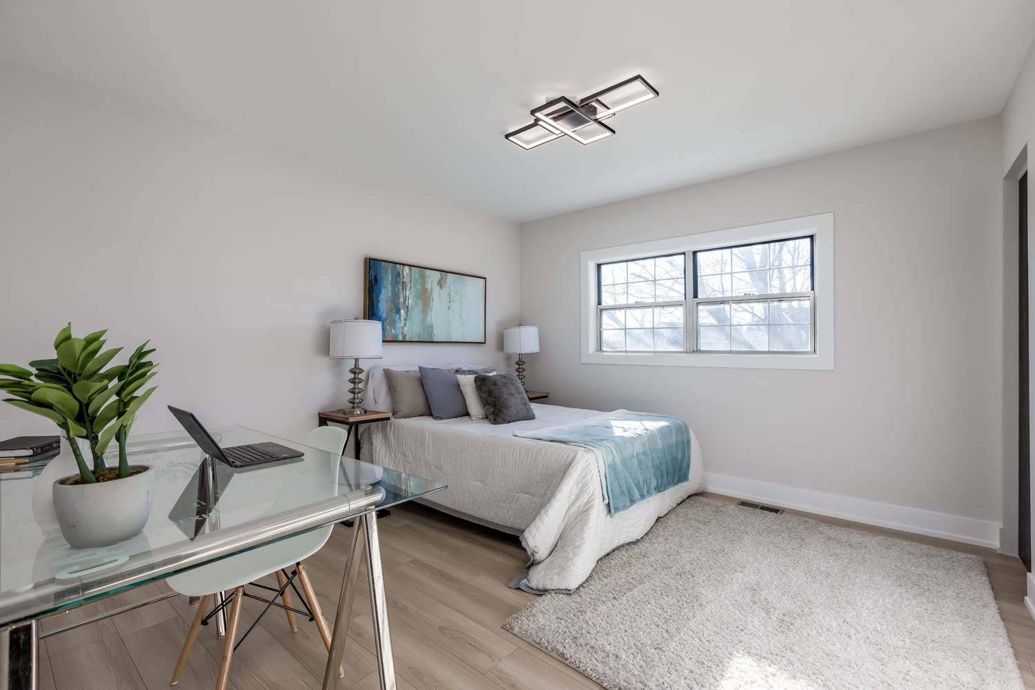 7114 Olde Gatehouse Road Tinley Park, IL 60477 - Photo 17 of 21 a bedroom with a bed and window