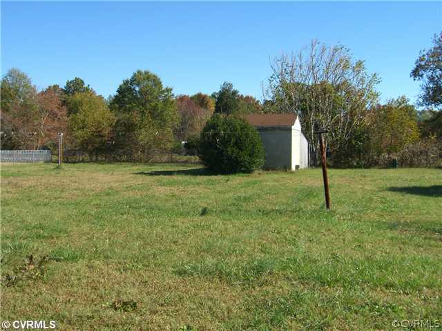 20613 Church Road Petersburg, VA 23803 - Photo 11 of 11 Yard/Garden