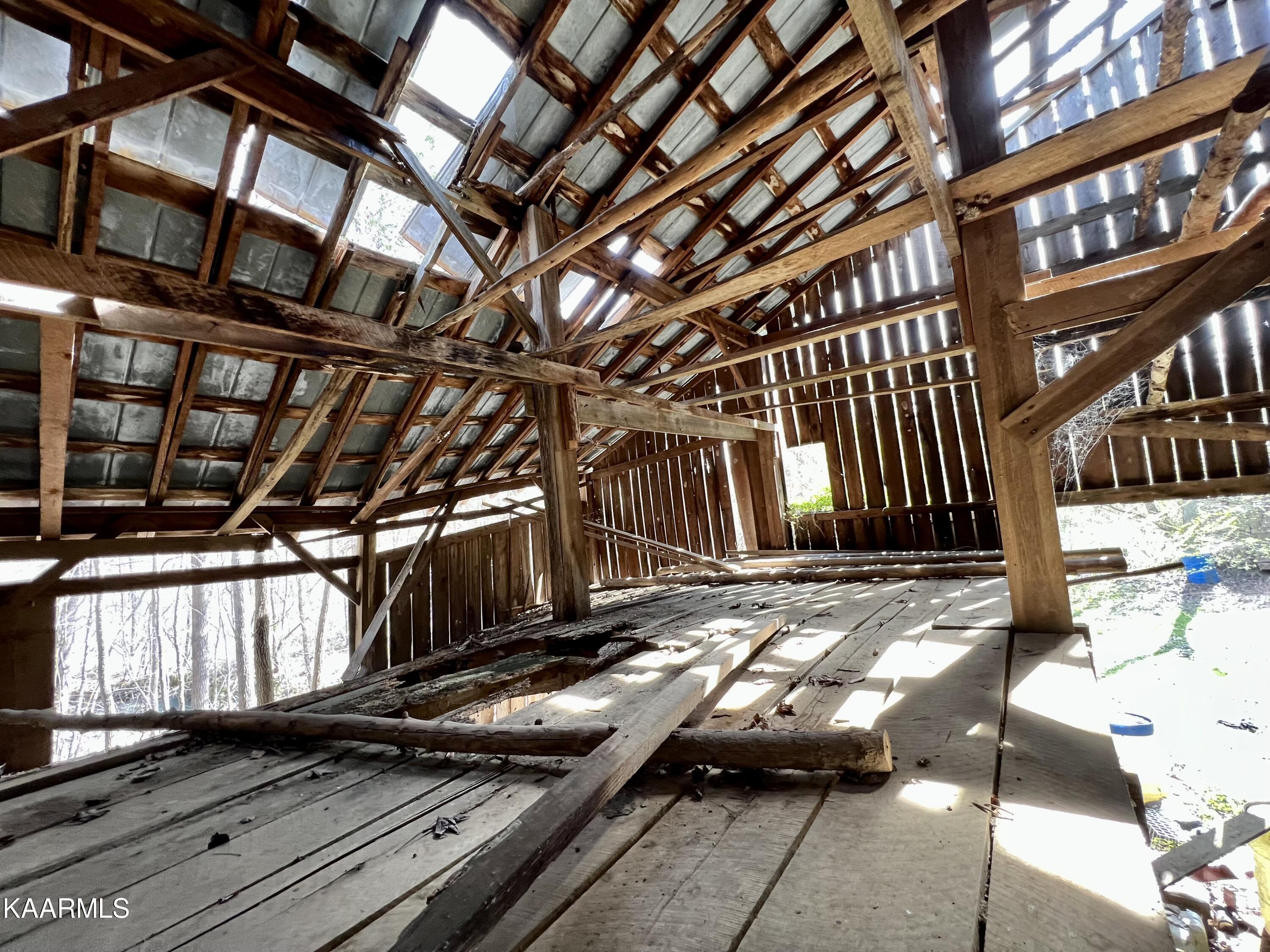 Ten Dry Fork Valley Road Philadelphia, TN 37846 - Photo 47 of 56 IMG_5522