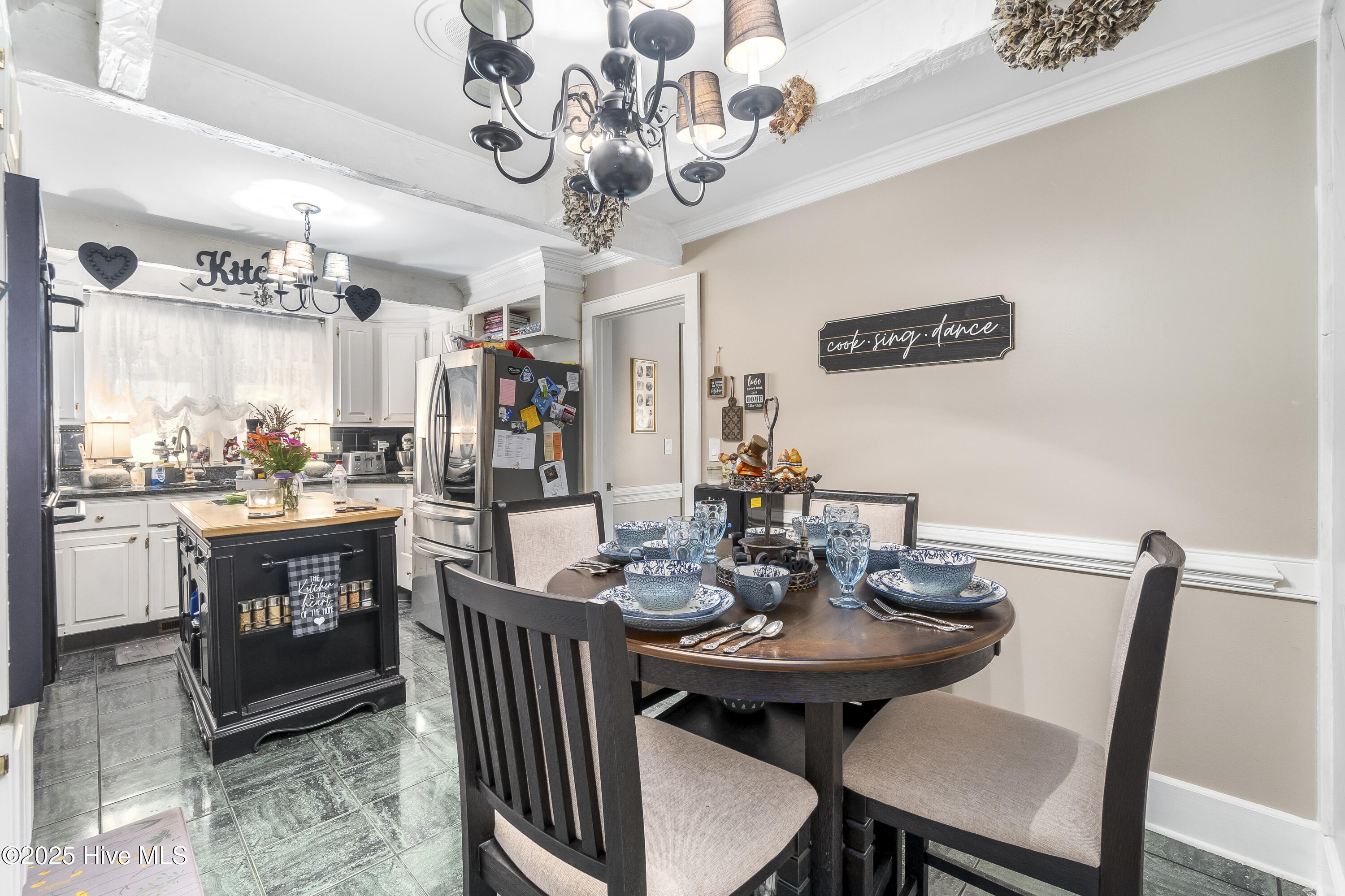 3173 Bakers School Road Scotland Neck, NC 27874 - Photo 17 of 55 Eat in Table