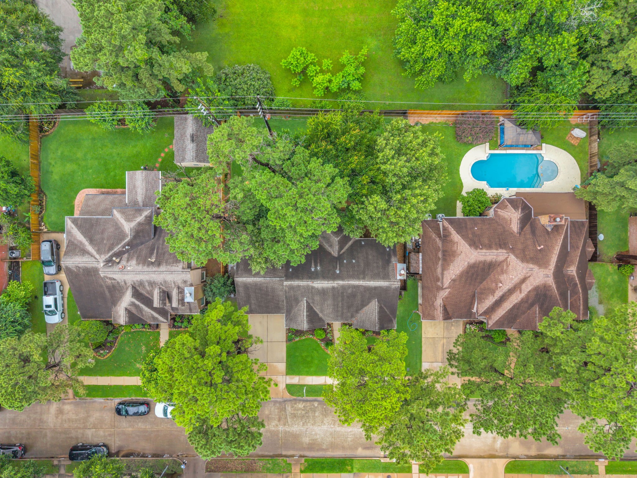 16318 Avenplace Road Tomball, TX 77377 - Photo 3 of 50