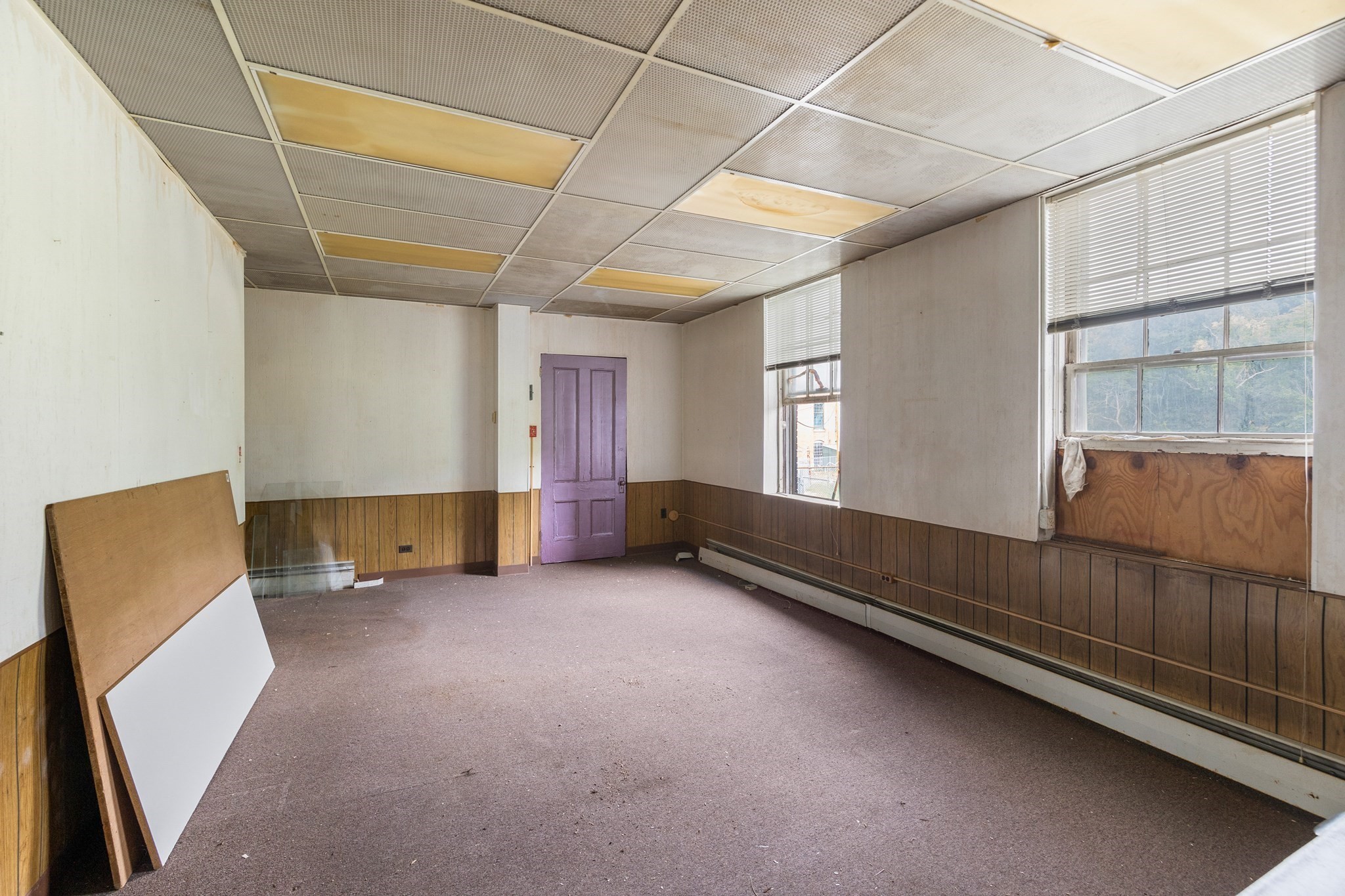 35 Lower Grape Street Chicopee, MA 01013 - Photo 10 of 39 Gallery Image 10