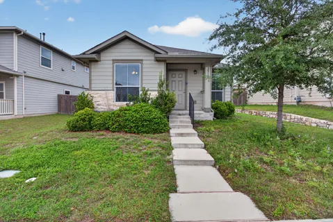 $2,050 | 2010 Langdale Lane, Austin, TX 78754