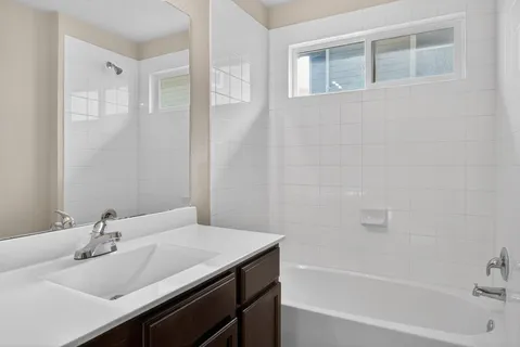 $2,050 | 2010 Langdale Lane, Austin, TX 78754