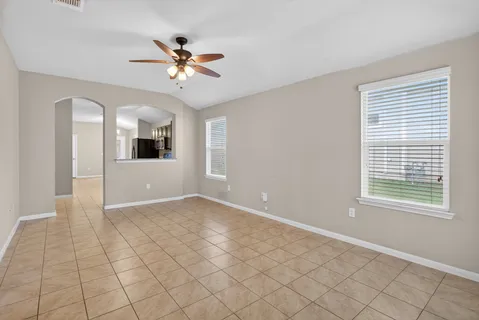 $2,050 | 2010 Langdale Lane, Austin, TX 78754