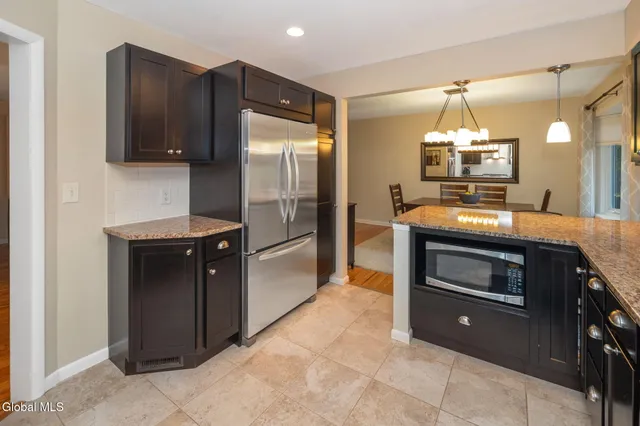 $565,000 | 2505 Whamer Lane, Niskayuna, NY 12309