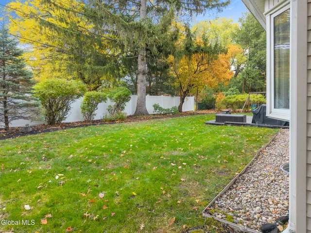 $565,000 | 2505 Whamer Lane, Niskayuna, NY 12309