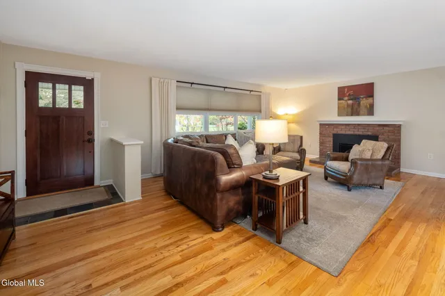 $565,000 | 2505 Whamer Lane, Niskayuna, NY 12309