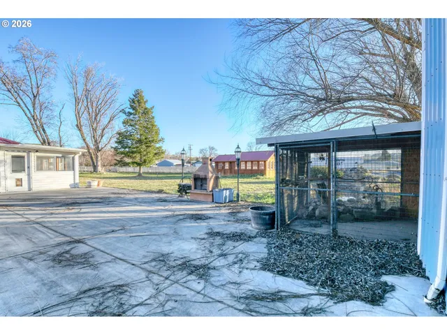 $598,000 | 71642 Southwest Park Lane, Pendleton, OR 97801