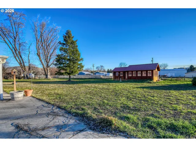 $598,000 | 71642 Southwest Park Lane, Pendleton, OR 97801