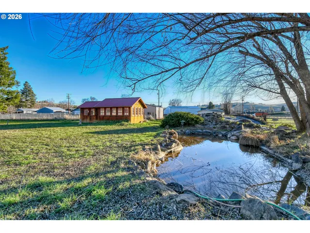 $598,000 | 71642 Southwest Park Lane, Pendleton, OR 97801