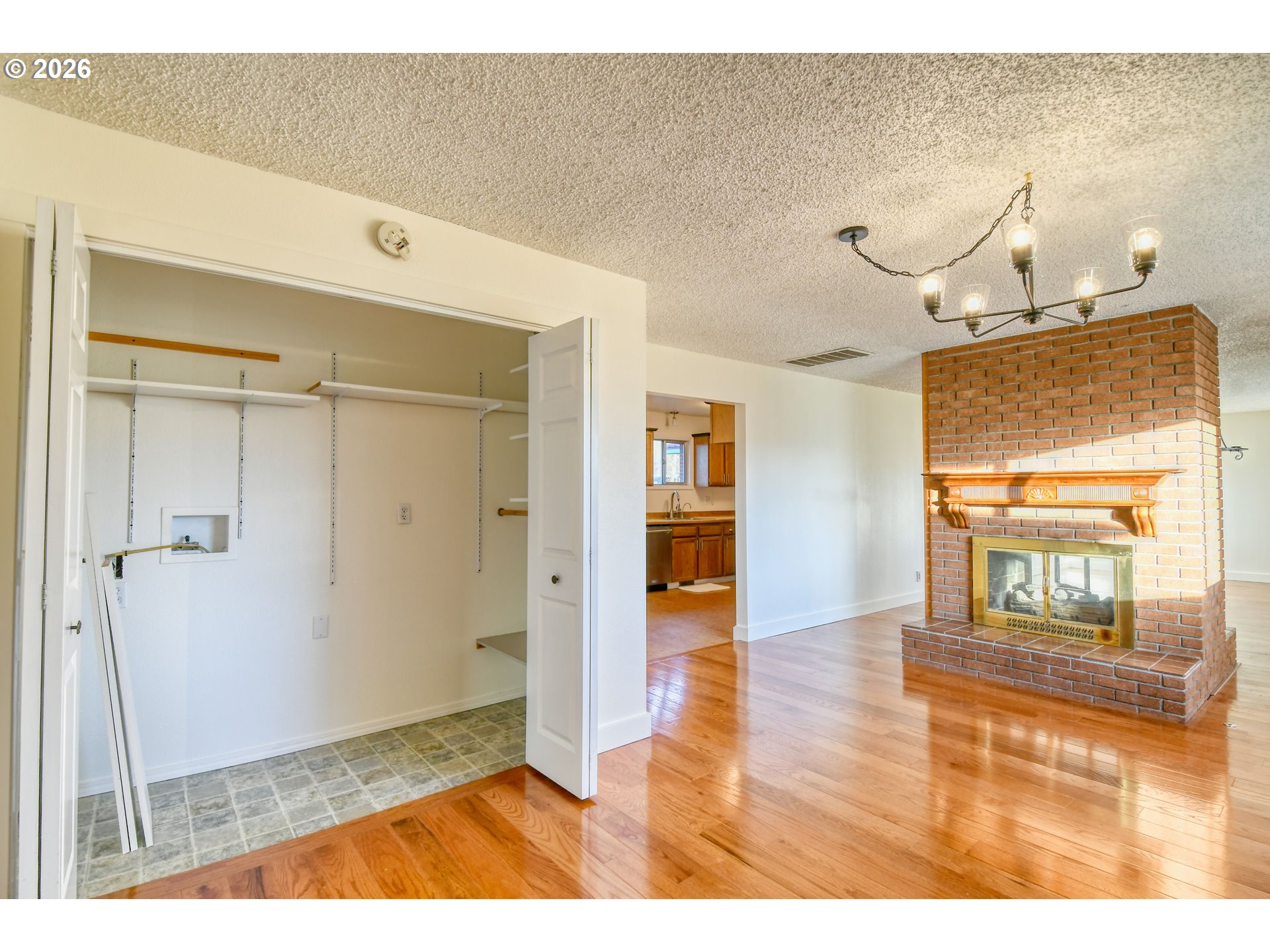 71642 Southwest Park Lane Pendleton, OR 97801 - Photo 7 of 48