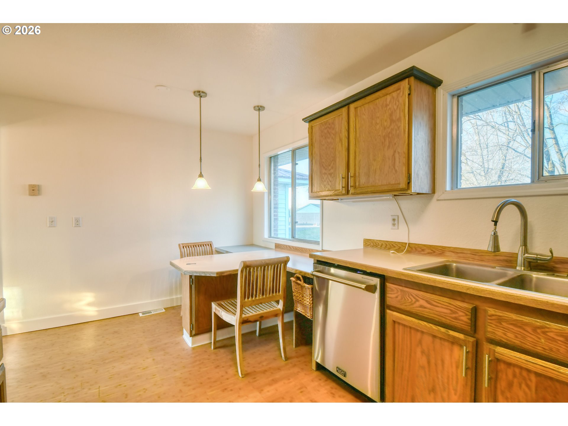 71642 Southwest Park Lane Pendleton, OR 97801 - Photo 8 of 48