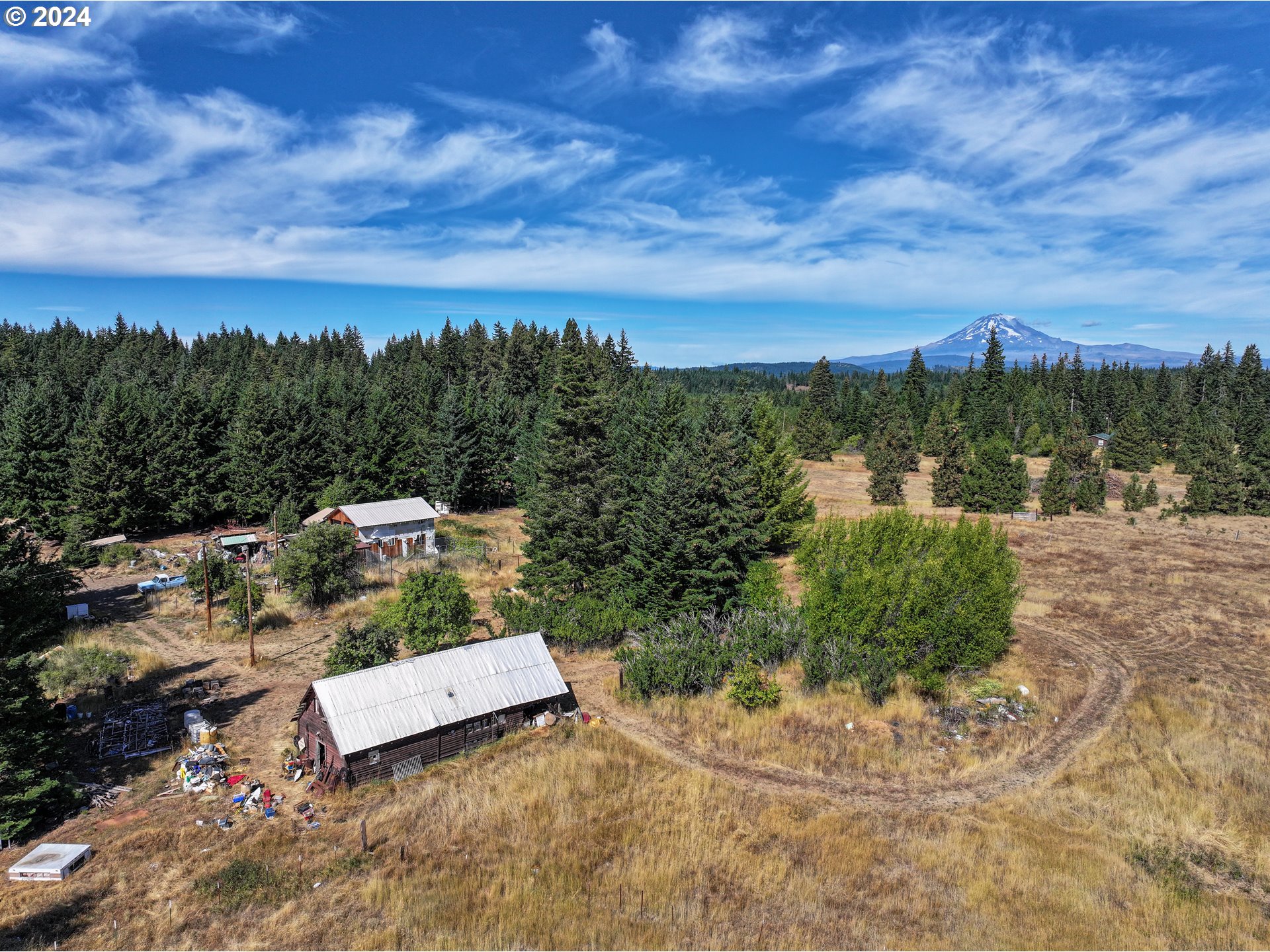 1240 Canyon Road Appleton, WA 98602 - Photo 13 of 39 Barn
