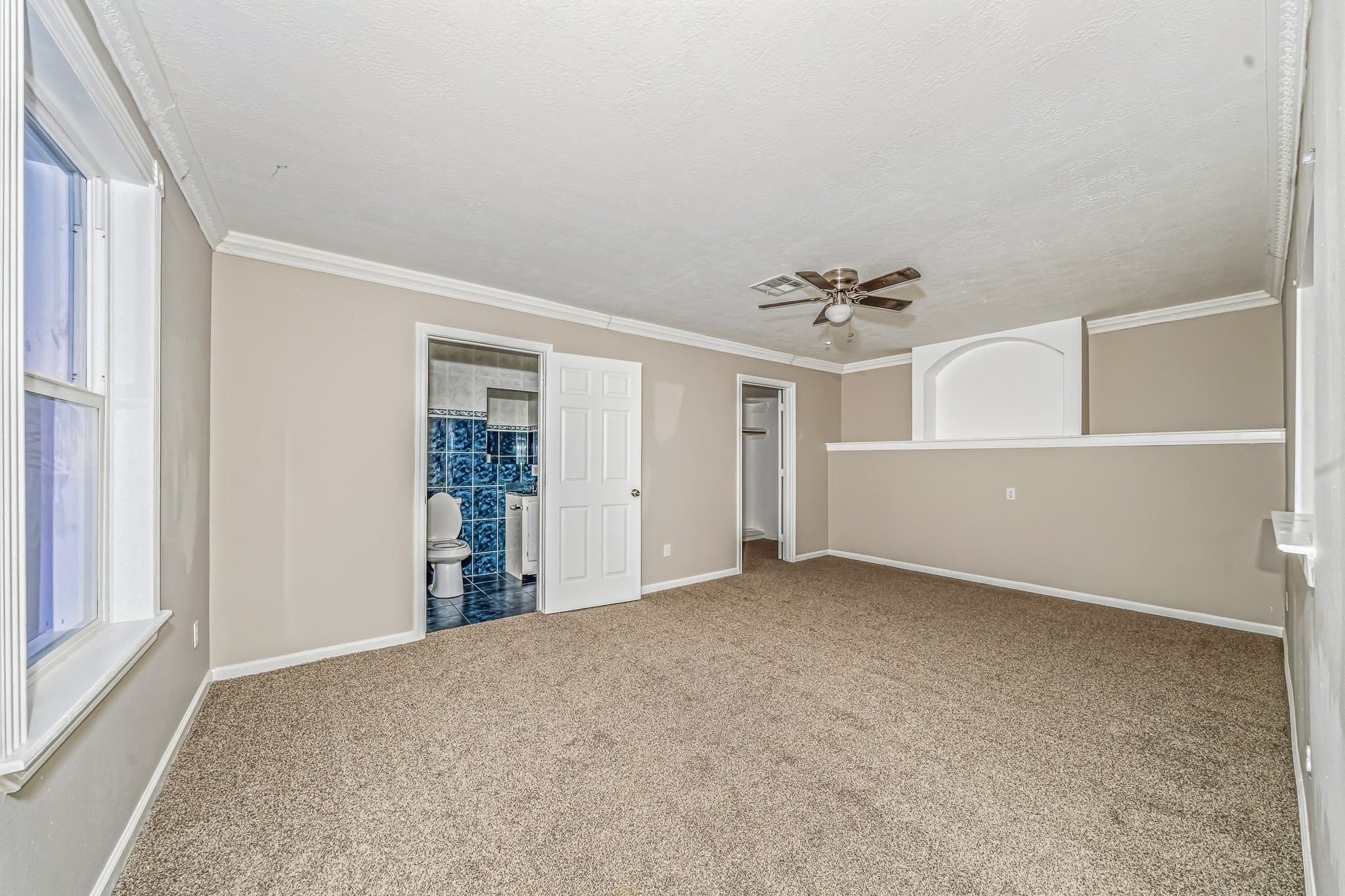 4771 Teas Court Conroe, TX 77304 - Photo 27 of 37 a view of an empty room with a window