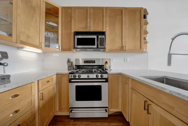 $3,800 | 525 West Superior Street, Unit 322, Chicago, IL 60654