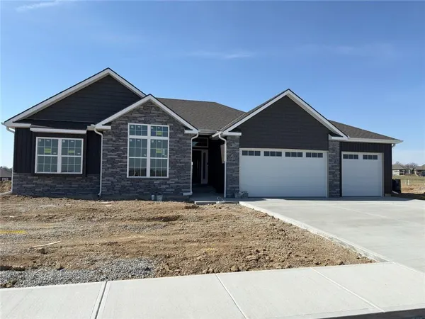 $509,900 | 4700 Woodland Shores, St. Joseph, MO 64505