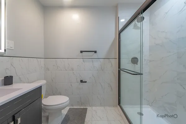 $699,000 | 6259 West Peterson Avenue, Chicago, IL 60646