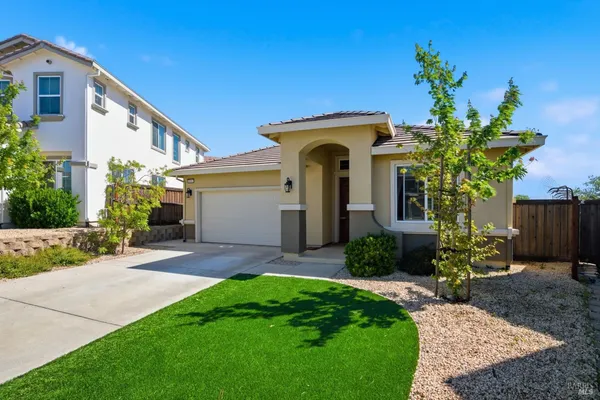 $855,000 | 556 Yarrow Drive, Fairfield, CA 94534