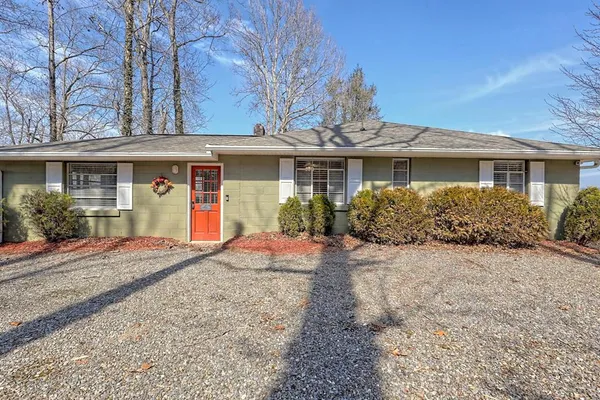 $360,000 | 1528 Hillcrest Spur, Hiawassee, GA 30546