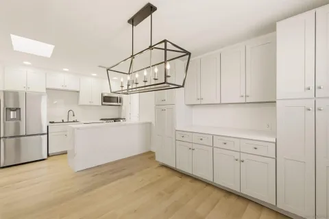 $799,995 | 6404 Zena Drive, San Diego, CA 92115
