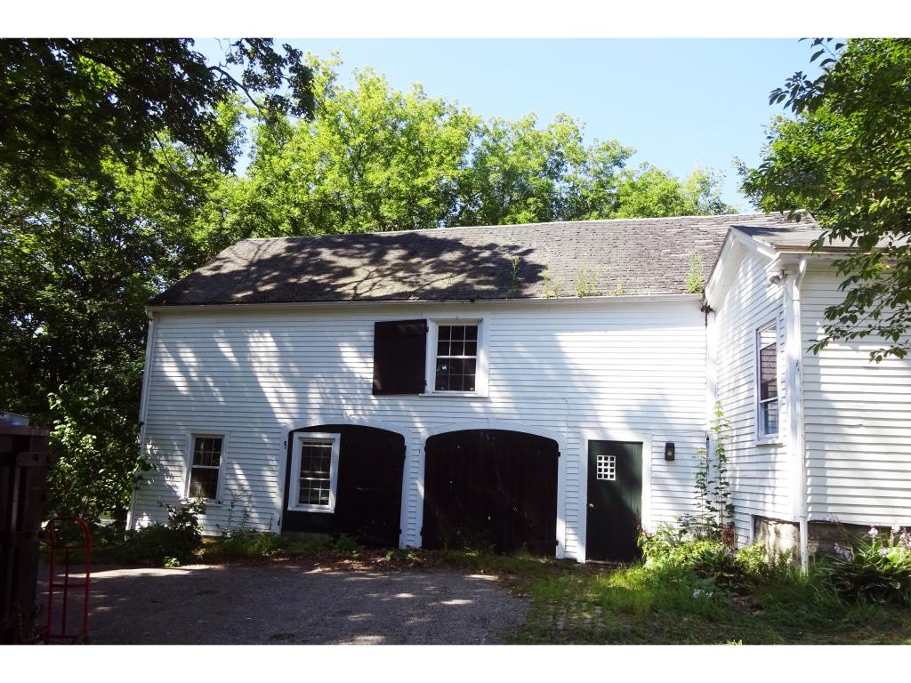 10 Newmarket Road Durham, NH 03824 - Photo 2 of 29